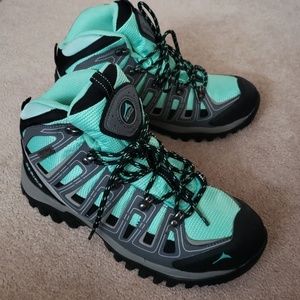 Womens Pacific mountain hiking boots - teal